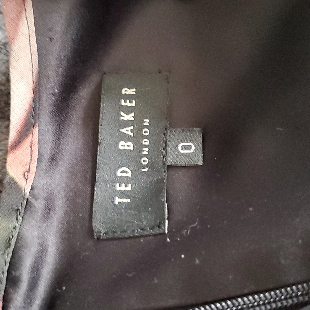 Ted Baker floral dress - Picture 16 of 17